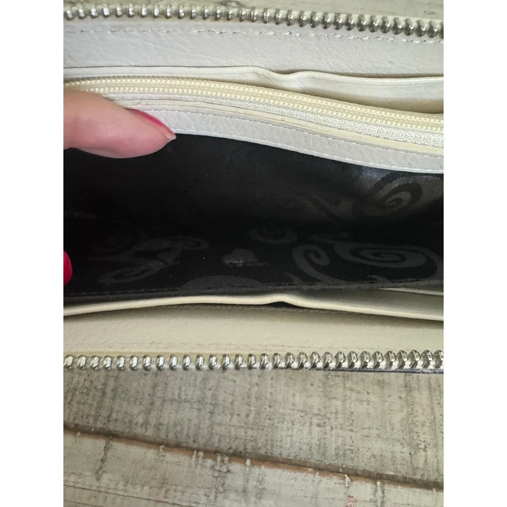 Brighton Leather Zip Around Wallet Cream Black Geometric Whipstitch Scroll